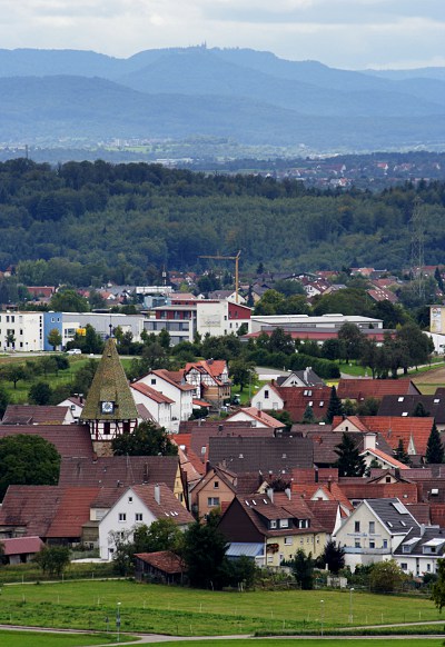 Walddorf und Burg Hohenzollern
