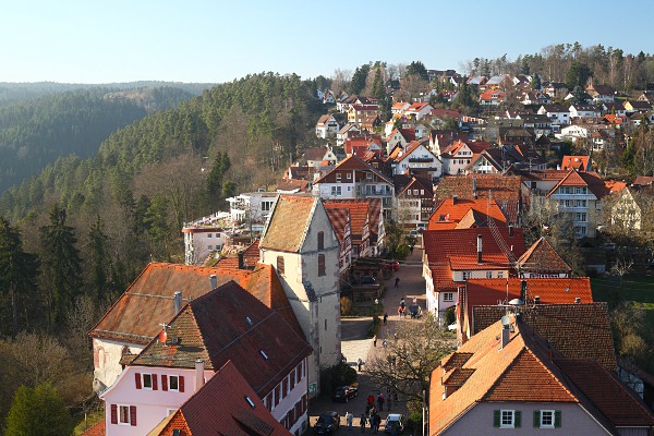 Zavelstein - Im Stdtle (Blick vom Turm der Burgruine)