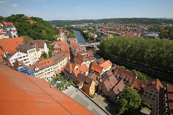 sterberg, Neckarbrcke und Platanenallee auf der Neckarinsel