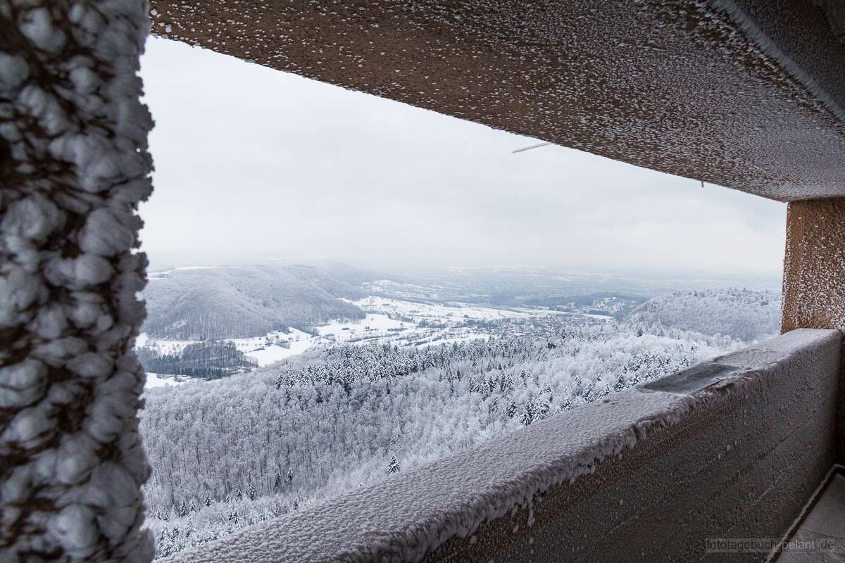 Blick vom Robergturm auf schingen im Winter