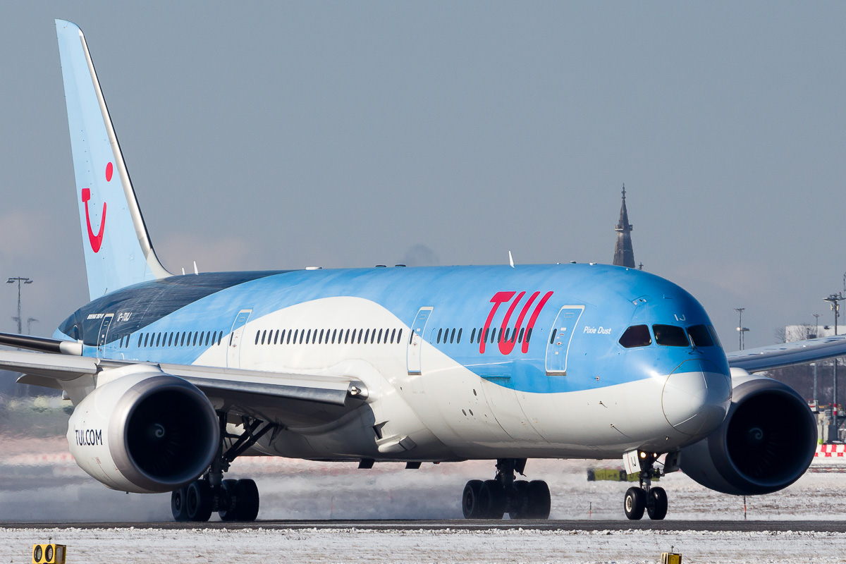 G-TUIJ | TUI Airways (UK) | Boeing 787-9 at Stuttgart airport (STR)