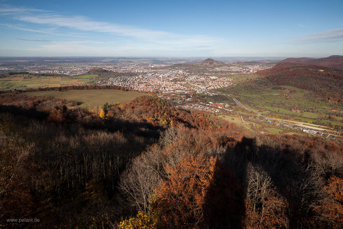 view over Pfullingen from the Schnbergturm in autumn