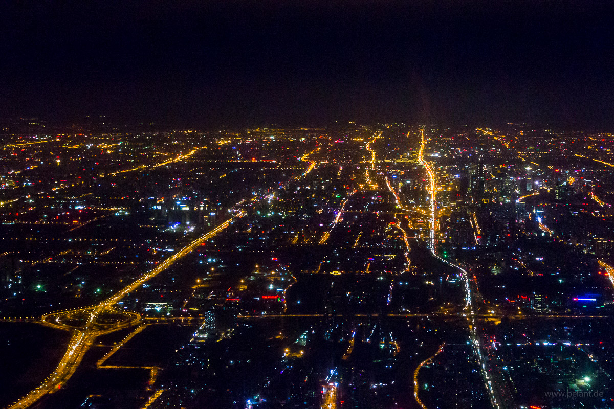 Luftaufnahme von Peking bei Nacht