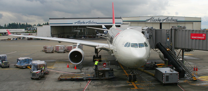 ? - Northwest Airlines Airbus A330-200