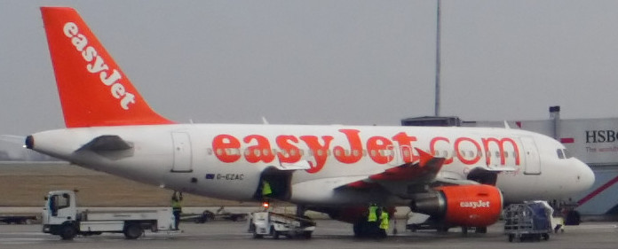 G-EZAC - easyJet Airbus A319