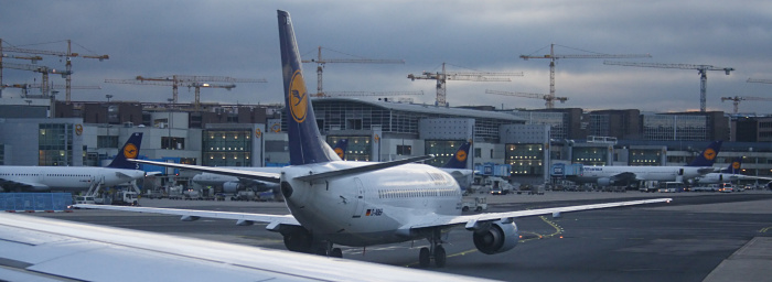 D-ABEP - Lufthansa Boeing 737-300