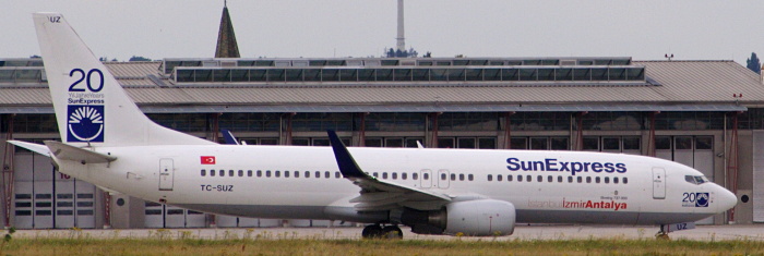 TC-SUZ - SunExpress Boeing 737-800