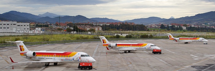 EC-IGO - Air Nostrum Bombardier CRJ200