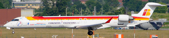 EC-JXZ - Air Nostrum Bombardier CRJ900
