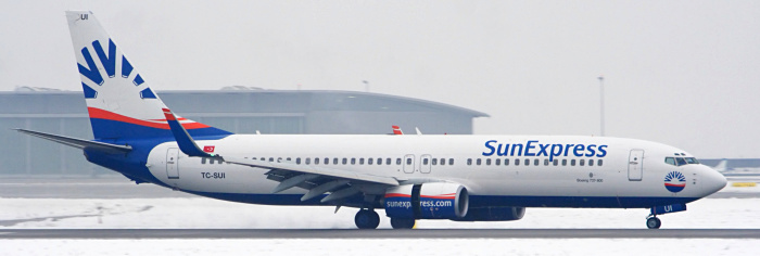 TC-SUI - SunExpress Boeing 737-800