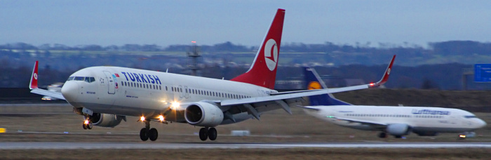 TC-JGD - Turkish Airlines Boeing 737-800