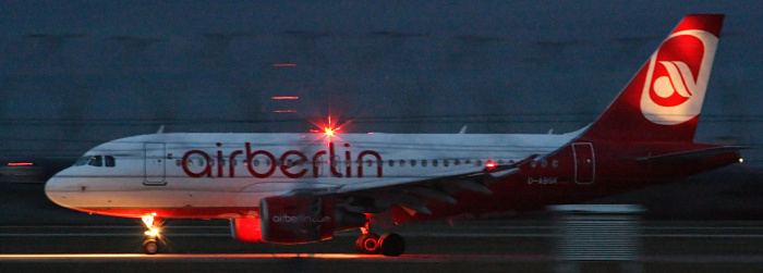 D-ABGK - Air Berlin Airbus A319