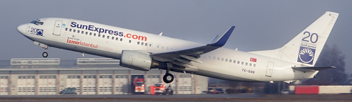 TC-SUO - SunExpress Boeing 737-800