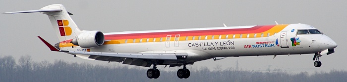 EC-JTT - Air Nostrum Bombardier CRJ900