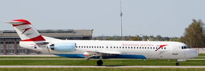 OE-LVA - Austrian arrows Fokker 100