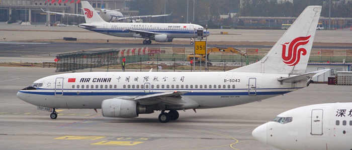 B-5043 - Air China Boeing 737-700