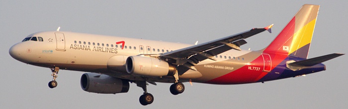 HL7737 - Asiana Airlines Airbus A320