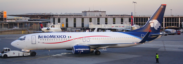 EI-DRA - Aeroméxico Boeing 737-800