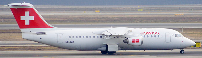 HB-IXO - Swiss European Air Lines Avro RJ100