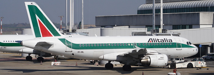EI-IML - Alitalia Airbus A319