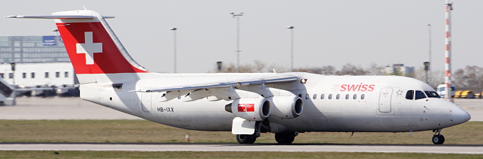 HB-IXX - Swiss European Air Lines Avro RJ100