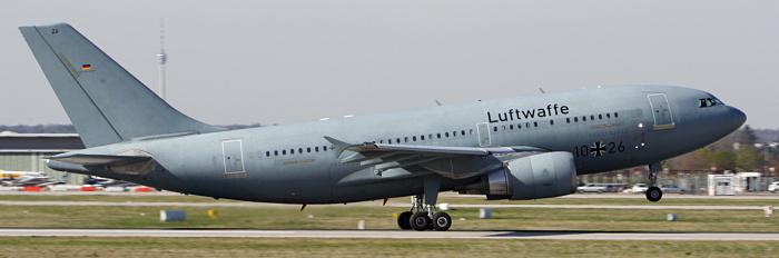 10+26 - Luftwaffe Airbus A310-300