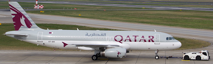 A7-AHI - Qatar Airways Airbus A320