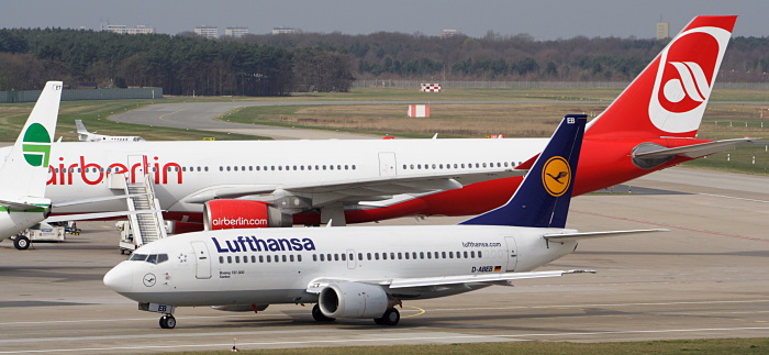 D-ABEB - Lufthansa Boeing 737-300