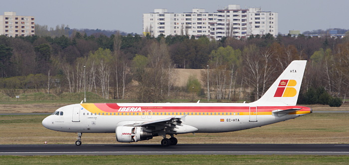 EC-HTA - Iberia Airbus A320