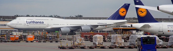 D-ABYA - Lufthansa Boeing 747-8 Intercontinental