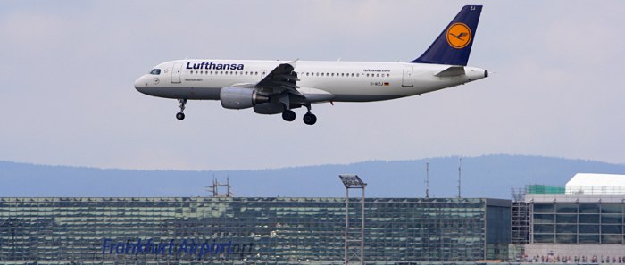 D-AIZJ - Lufthansa Airbus A320