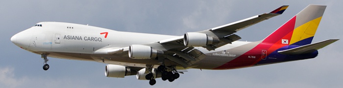 HL7616 - Asiana Airlines Boeing 747-400 Frachter