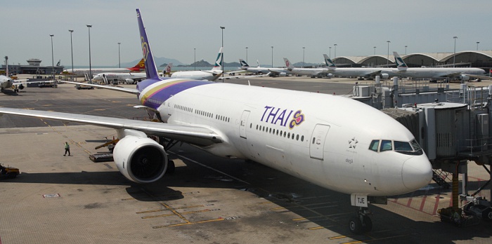 HS-TJE - Thai Airways Boeing 777-200