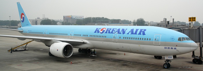 HL7534 - Korean Air Boeing 777-300