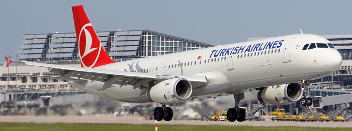TC-JSG - Turkish Airlines Airbus A321