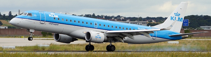 PH-EZH - KLM cityhopper Embraer 190
