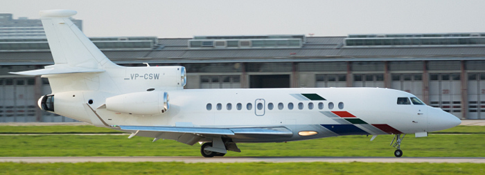VP-CSW - Volkswagen Air Service Dassault Falcon (3)