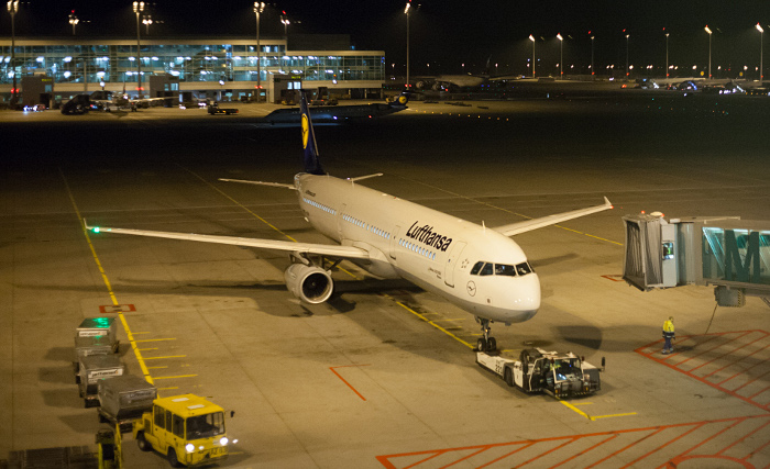 D-AIDN - Lufthansa Airbus A321