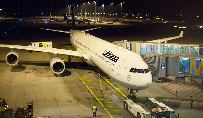 D-AIHN - Lufthansa Airbus A340-600