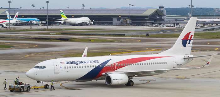 9M-MLS - Malaysia Airlines Boeing 737-800