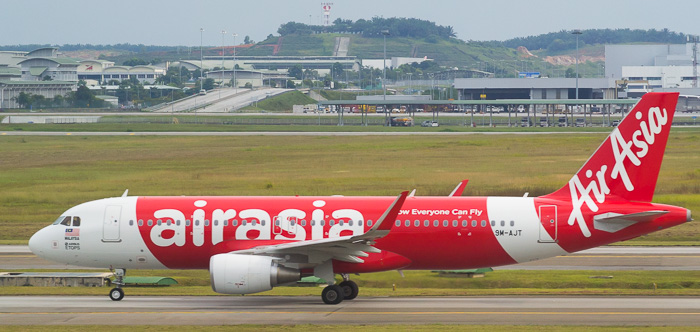 9M-AJT - AirAsia Airbus A320