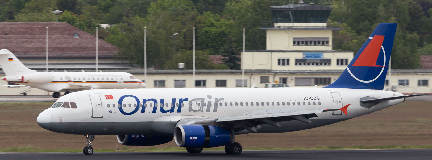 TC-OBG - Onur Air Airbus A320