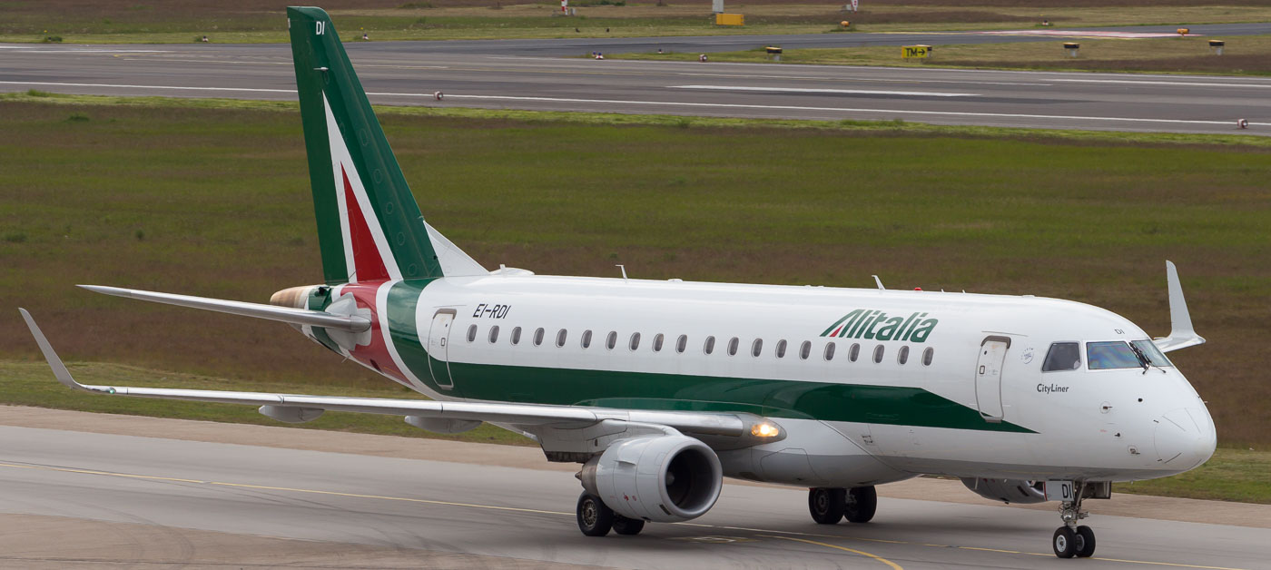 EI-RDI - Alitalia CityLiner Embraer 175