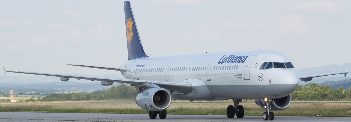 D-AIDL - Lufthansa Airbus A321