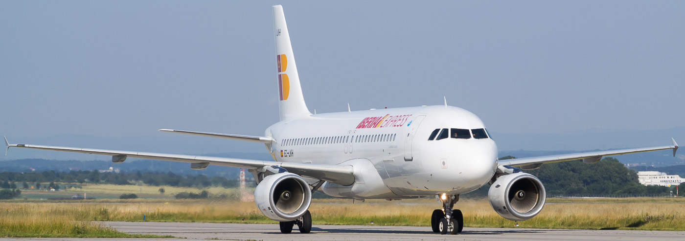 EC-LKH - Iberia Express Airbus A320