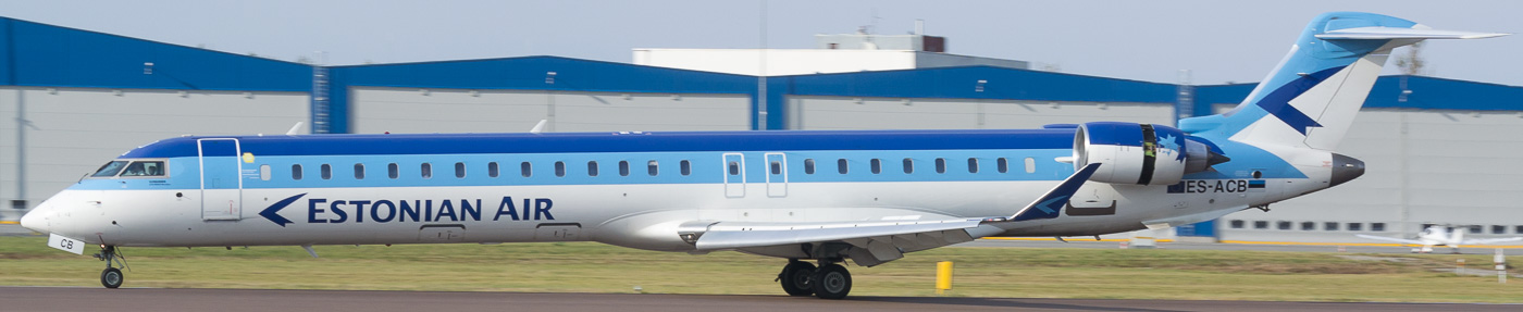 ES-ACB - Estonian Air Bombardier CRJ900