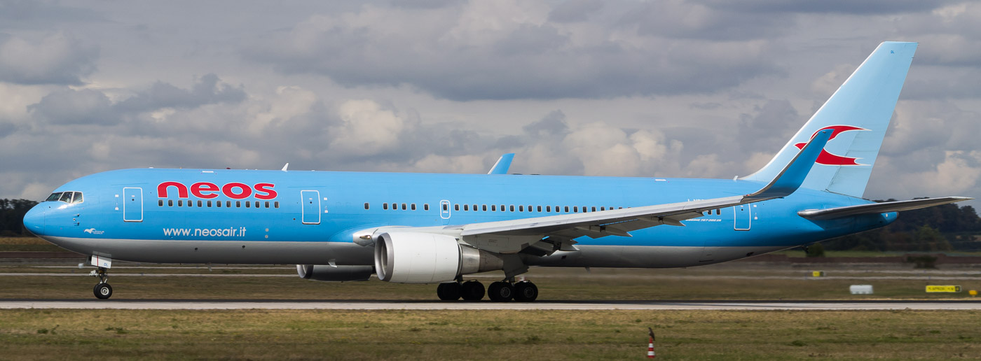 I-NDDL - Neos Boeing 767-300