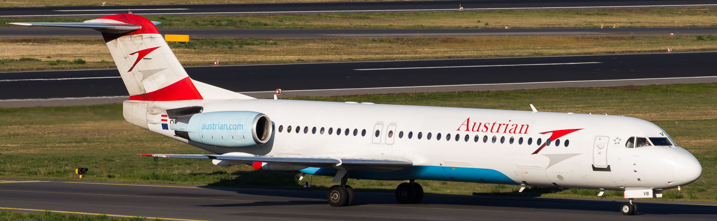 OE-LVB - Austrian Airlines Fokker 100