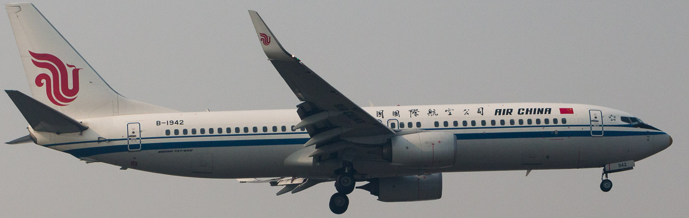 B-1942 - Air China Boeing 737-800