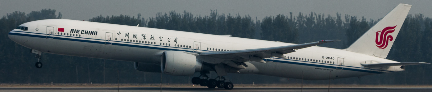 B-2040 - Air China Boeing 777-300